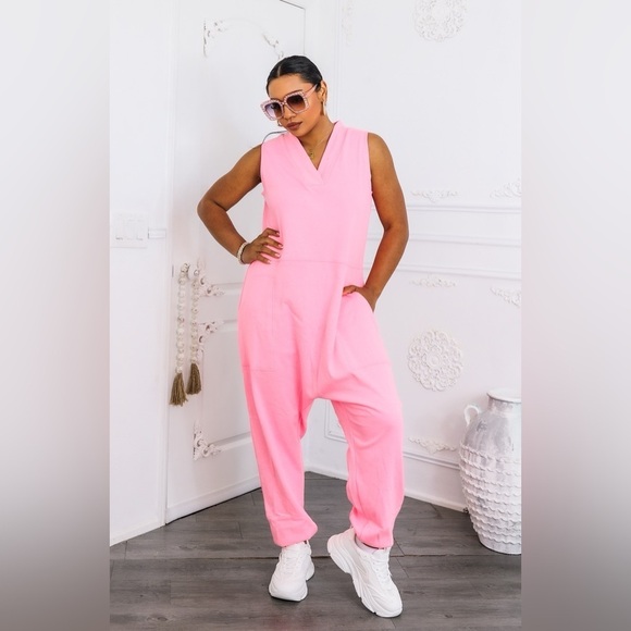 Pink Sleeveless Jumpsuit - Picture 2 of 6